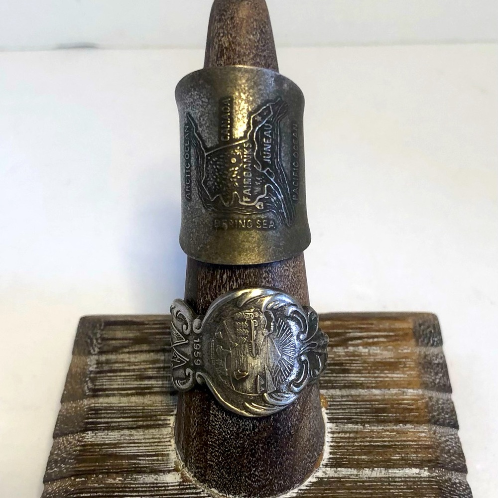 Alaska American State Heritage Handcrafted Spoon Ring Set. Detailed Engraving.10